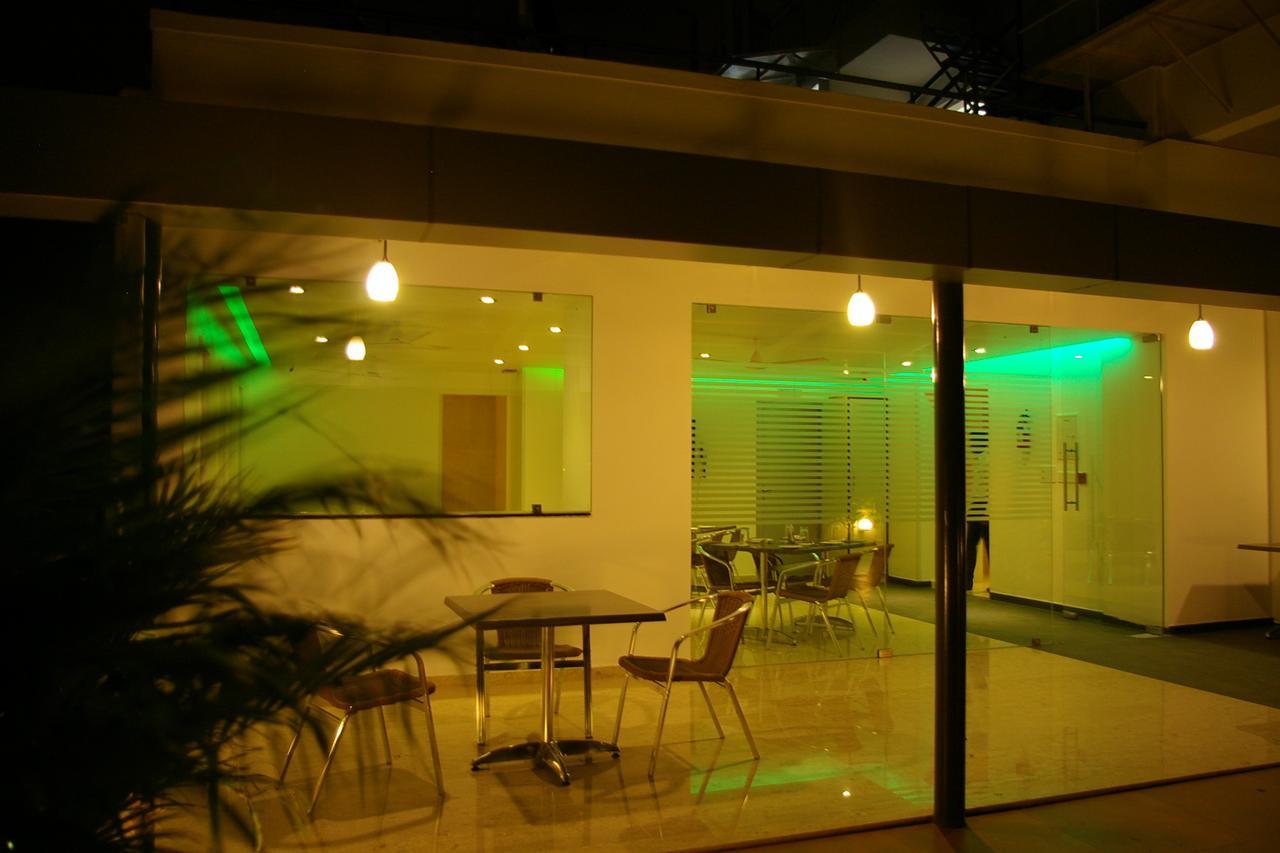 העיר בנגלור Roseline Suites מראה חיצוני תמונה
